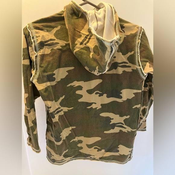 Pullover Hoodie, Youth M, Camo Print by Plugg - Picture 2 of 3
